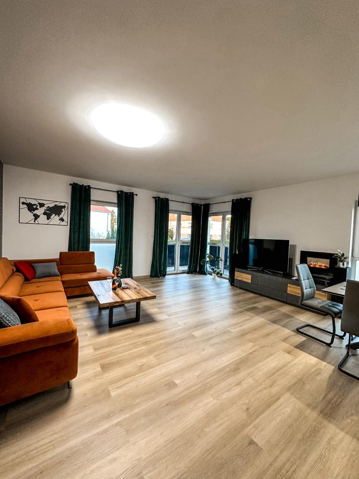 Apartament Wierzbowy เยเลเนียกูรา ภายนอก รูปภาพ